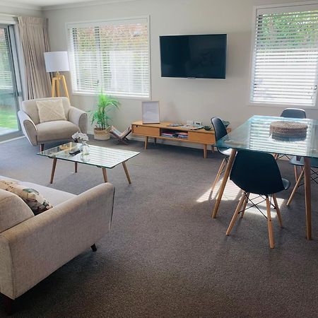Вилла Stunning Modern Retreat Хейстингс Экстерьер фото